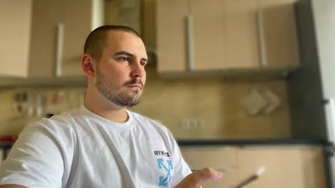 Snapshot of nikbusiness chatting on September 2025 10:59:01 AM Nick online show from September 2025 10:59:01 AM