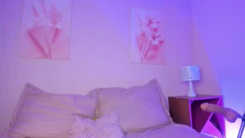    online show from November 2025 08:08:02 PM