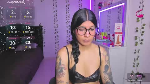 Niki online show from May 2026 01:57:16 AM