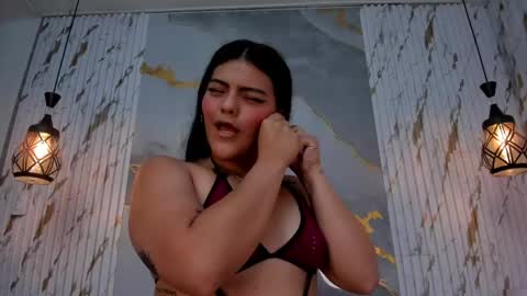 Snapshot of nikibunn chatting on June 2026 09:53:01 PM NIKI online show from June 2026 09:53:01 PM