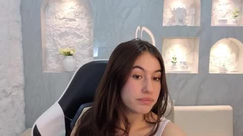 Online 2200 to 600 online show from December 2025 03:49:02 AM