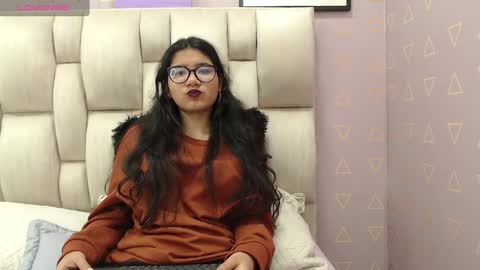 Nilly online show from December 2024 09:06:02 AM