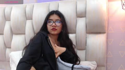 Nilly online show from December 2024 10:34:01 AM