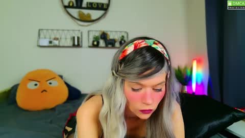 Kitty Chatte online show from December 2024 08:36:01 PM