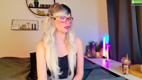 Kitty Chatte online show from February 2025 08:21:02 AM