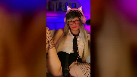 Kitty Chatte online show from May 2026 07:05:02 AM