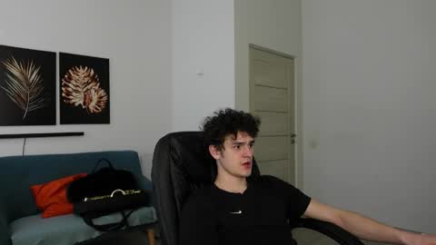 nikki online show from April 2026 02:03:01 PM