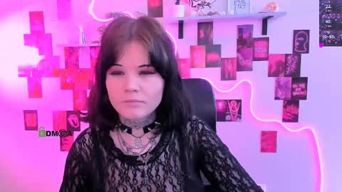 Snapshot of nikki_kiss_ chatting on May 2026 08:53:02 AM nikki_kiss_ online show from May 2026 08:53:02 AM