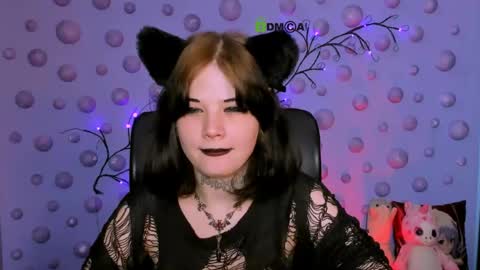 Snapshot of nikki_kiss_ chatting on May 2026 08:44:01 AM nikki_kiss_ online show from May 2026 08:44:01 AM