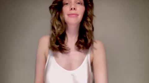 Snapshot of nikki_mi chatting on December 2024 01:22:01 PM Nikki online show from December 2024 01:22:01 PM