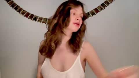 Snapshot of nikki_mi chatting on January 2025 10:12:02 AM Nikki online show from January 2025 10:12:02 AM