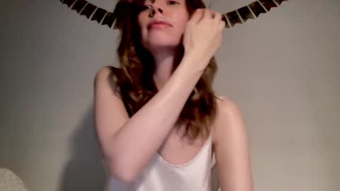 Snapshot of nikki_mi chatting on February 2025 01:20:01 PM Nikki online show from February 2025 01:20:01 PM