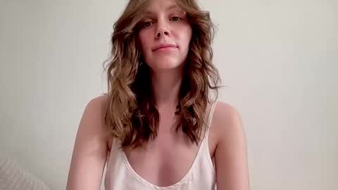 Snapshot of nikki_mi chatting on February 2025 01:10:01 PM Nikki online show from February 2025 01:10:01 PM