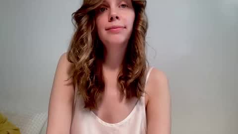 Snapshot of nikki_mi chatting on March 2025 11:03:01 AM Nikki online show from March 2025 11:03:01 AM