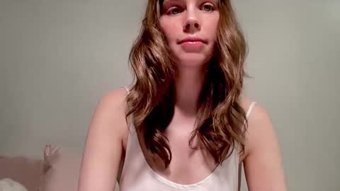 Snapshot of nikki_mi chatting on October 2025 10:00:02 AM Nikki online show from October 2025 10:00:02 AM