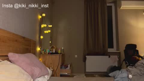 Snapshot of nikki_whatever chatting on November 2025 05:04:01 PM nicolette online show from November 2025 05:04:01 PM