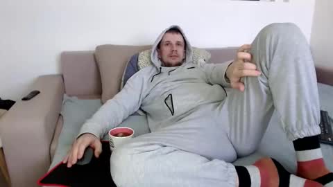 Nick online show from October 2025 08:20:02 AM