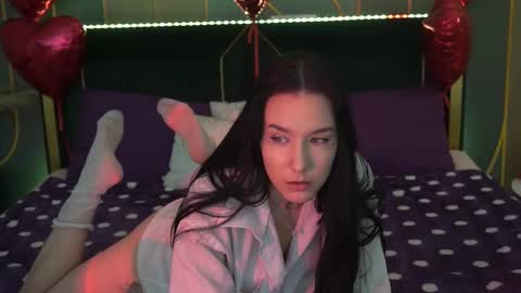 Nikki online show from February 2025 05:53:01 PM