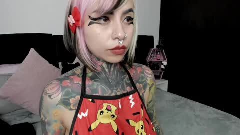 Nikki Ramone   online show from January 2025 02:53:01 PM