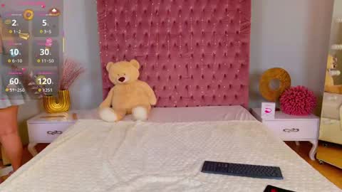 Snapshot of nikkivelvets chatting on July 2026 10:39:01 AM NikkiVelvets online show from July 2026 10:39:01 AM