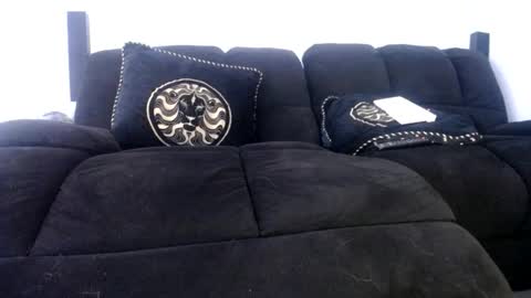 Snapshot of nikkkibabyyyy chatting on December 2025 05:06:02 AM Niquita Sparkles online show from December 2025 05:06:02 AM