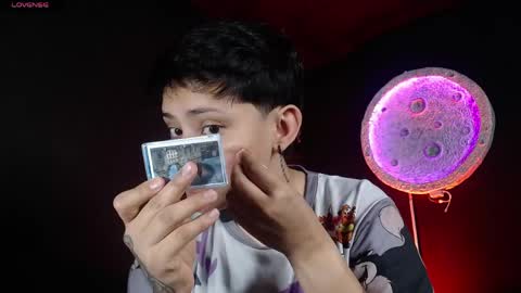 Nikky online show from April 2026 12:47:01 PM