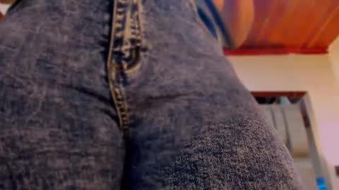     online show from November 2025 11:43:02 AM