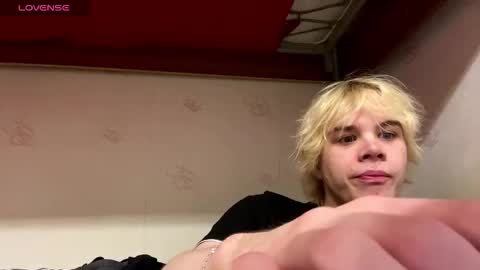 Snapshot of nikolasbucks chatting on December 2025 09:32:02 PM nikolasbucks online show from December 2025 09:32:02 PM