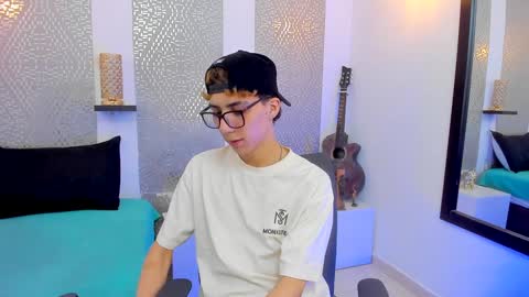    online show from December 2024 05:29:02 AM