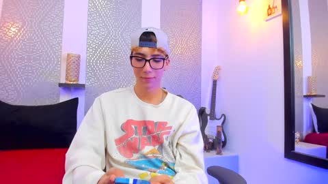    online show from December 2024 05:36:01 AM