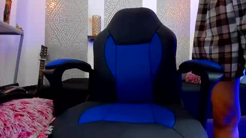    online show from February 2025 10:27:02 AM