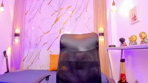    online show from February 2026 03:54:01 AM