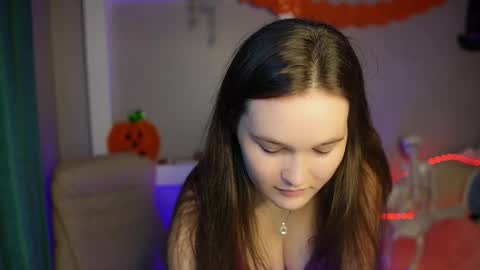 nikolfelix online show from October 2025 03:25:01 PM