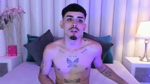 Niko Stone online show from October 2025 05:42:02 AM