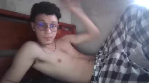 Snapshot of nikotwinktop chatting on January 2026 10:48:02 PM Niko online show from January 2026 10:48:02 PM