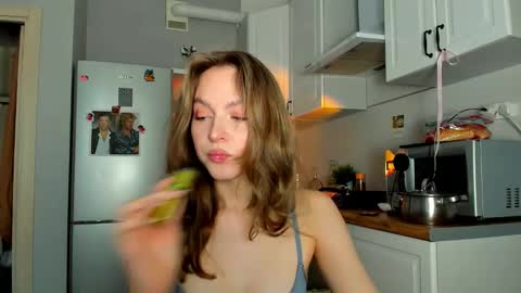 Snapshot of niky_jess chatting on February 2025 08:22:02 AM Veronica online show from February 2025 08:22:02 AM