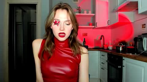 Snapshot of niky_jess chatting on February 2025 07:58:02 PM Veronica online show from February 2025 07:58:02 PM