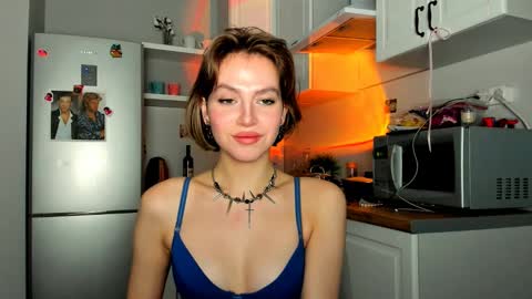 Snapshot of niky_jess chatting on March 2025 03:16:02 PM Veronica online show from March 2025 03:16:02 PM