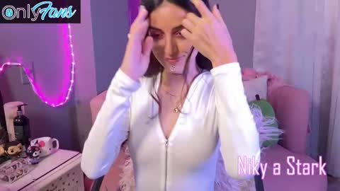 Niky A Stark online show from November 2025 03:23:01 AM