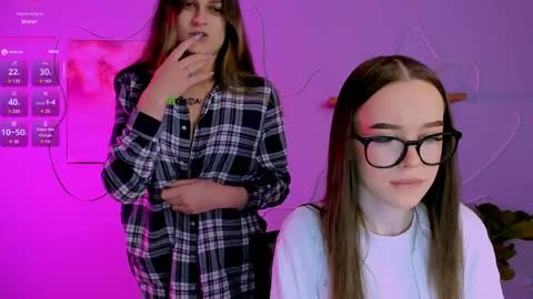 nila_eclipse online show from April 2026 08:39:03 AM