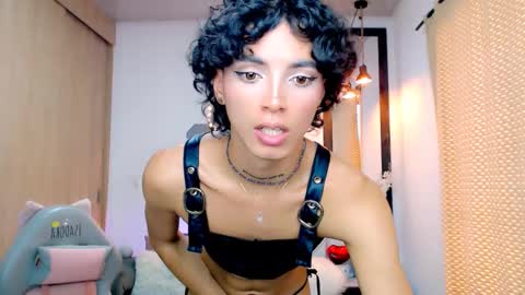 Nilam online show from March 2025 09:51:01 PM