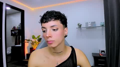 Nilam online show from September 2025 02:04:02 AM