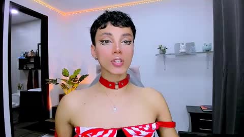 Nilam online show from October 2025 10:08:01 PM