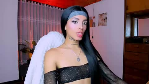 Nilam online show from May 2026 01:11:01 AM