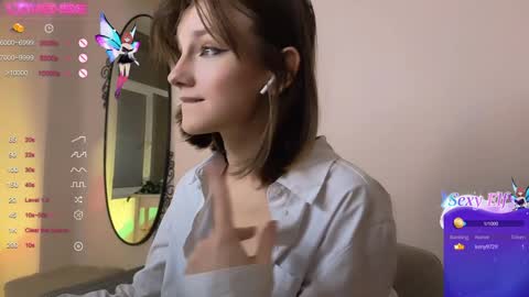 Nillie online show from December 2024 08:50:02 PM