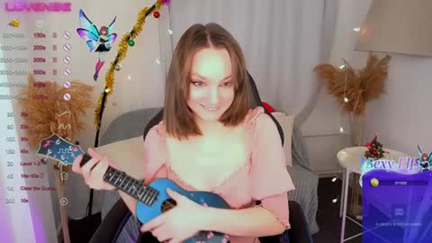 Nillie online show from December 2024 09:08:02 PM