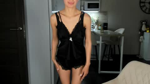 Bella online show from April 2026 03:42:02 PM