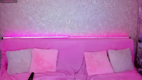 Snapshot of nina__si chatting on March 2025 06:22:01 PM Nina online show from March 2025 06:22:01 PM