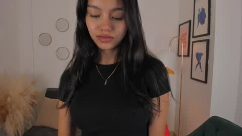 Snapshot of nina_agdal chatting on December 2024 11:38:02 PM NINA online show from December 2024 11:38:02 PM