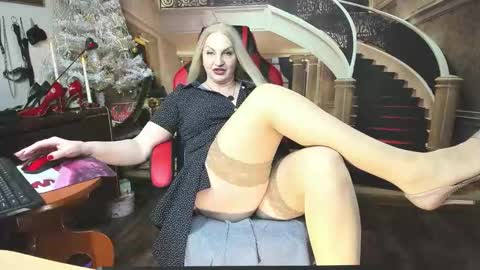 Nina online show from January 2026 06:49:01 AM